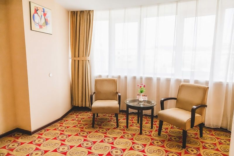 Renion Hills Hotel Almaty Eksteriør billede