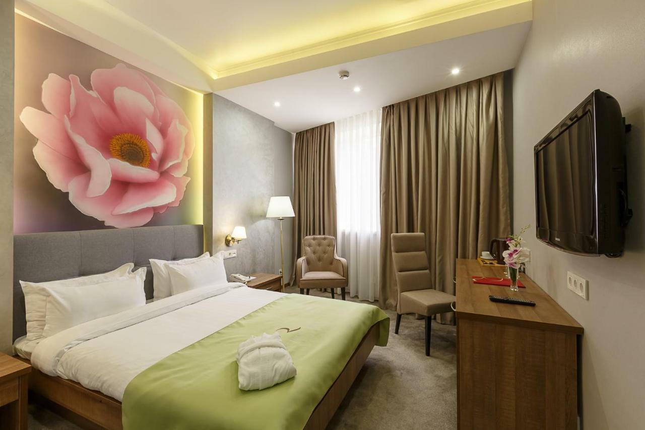 Renion Hills Hotel Almaty Eksteriør billede