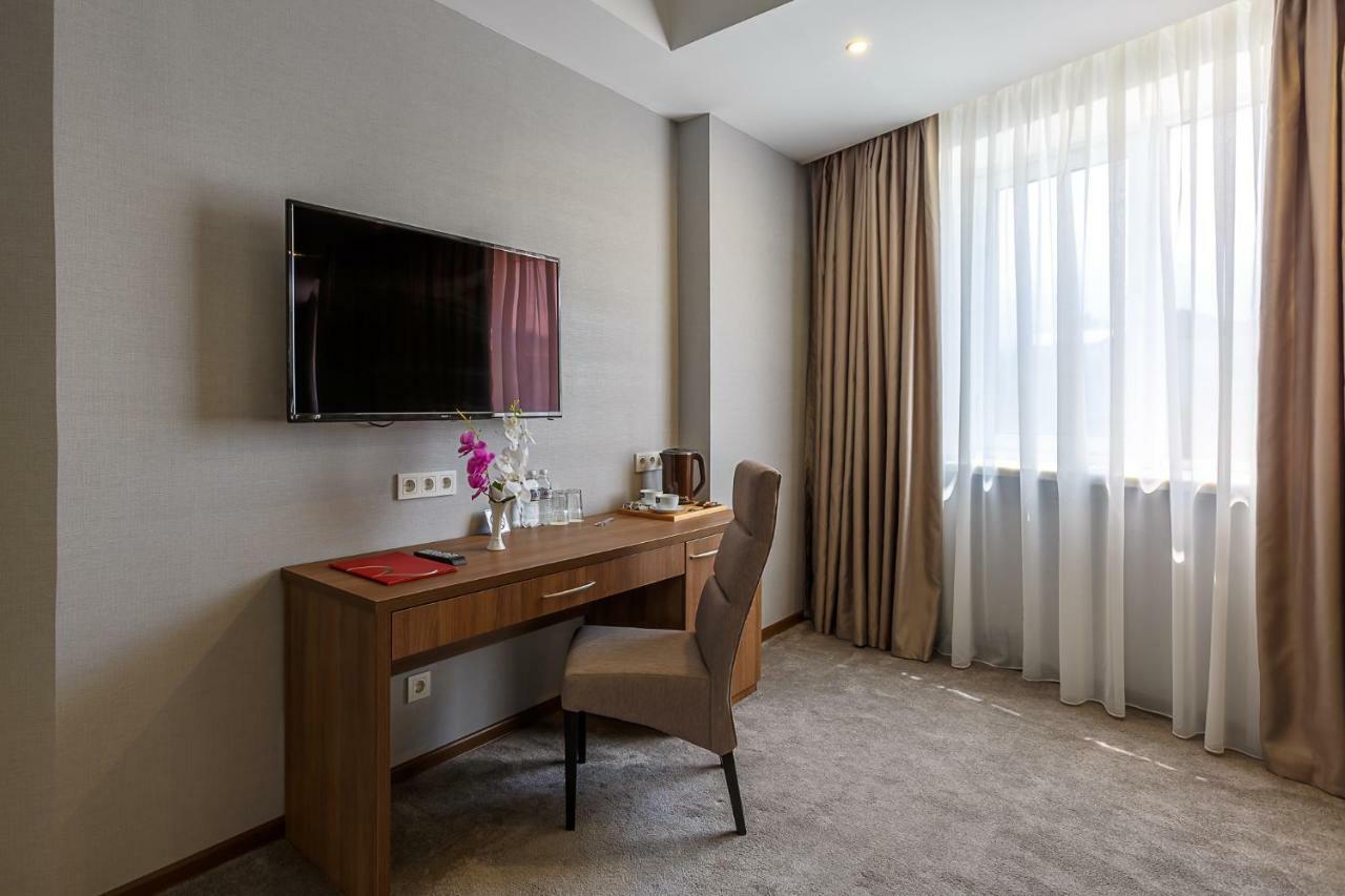 Renion Hills Hotel Almaty Eksteriør billede
