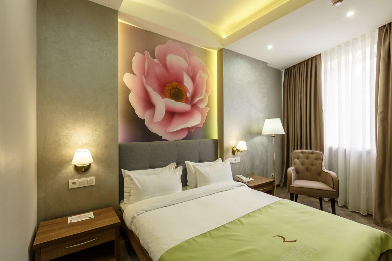 Renion Hills Hotel Almaty Eksteriør billede