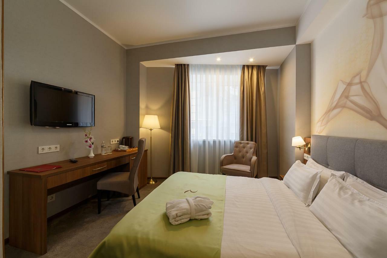Renion Hills Hotel Almaty Eksteriør billede