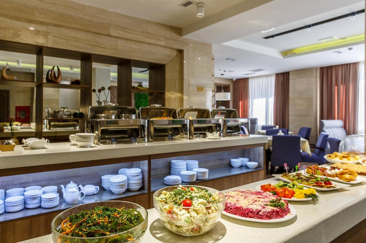 Renion Hills Hotel Almaty Eksteriør billede